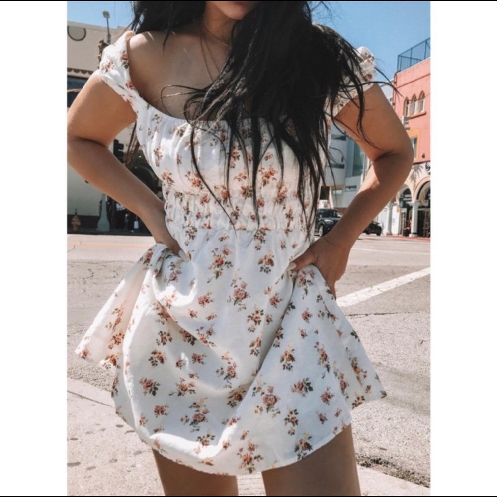 ❌SOLD❌Princess Polly dress